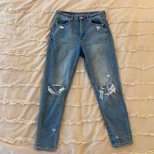 American Eagle Mom Jeans